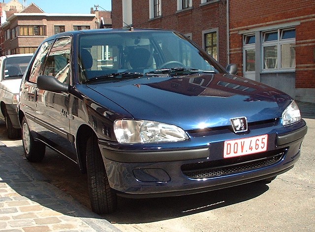 August 2001 September 2003 Peugeot 106 S2