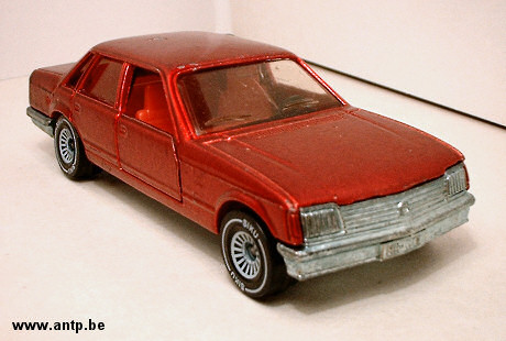 Opel Senator 3.0E CD Siku