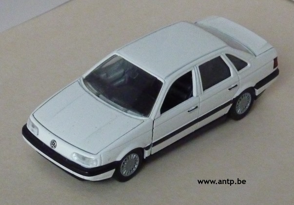 passat miniature